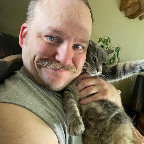 Meet your Posher, Amber - Picture 1 of 1